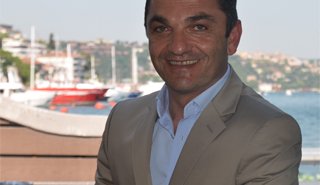 Lütfü-Ayan
