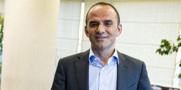 Galip Öztürk, Metro Turizm'i satıyor