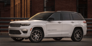 2022-Jeep-Grand-Cherokee-Summit-4-