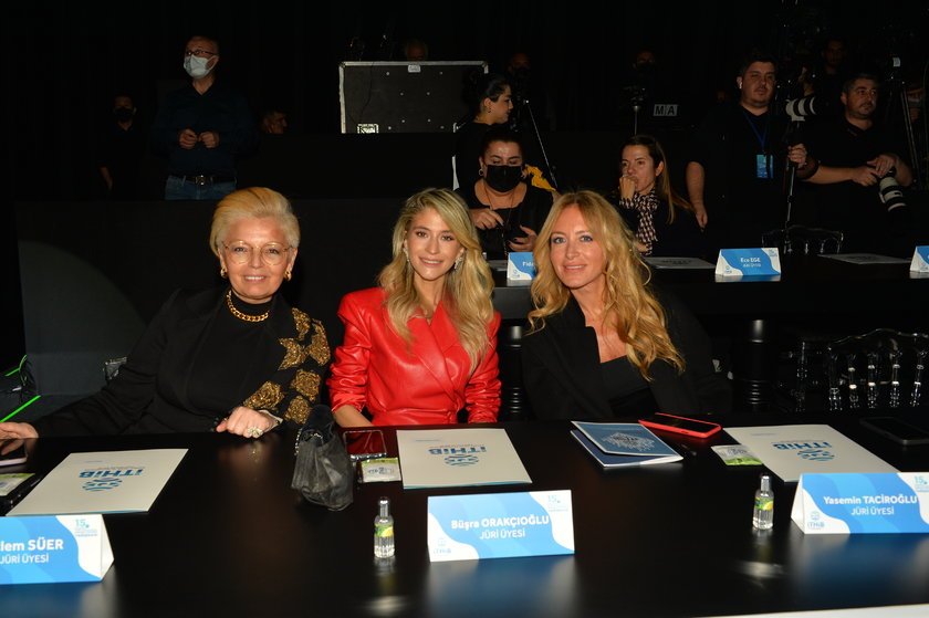 Özlem Süer,Büşra Orakçıoğlu,Yasemin Taciroğlu