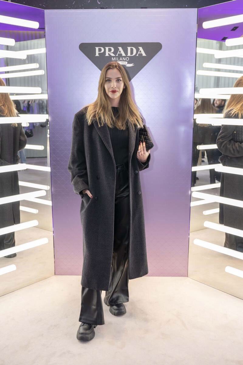 Yasemin-Şefkatli