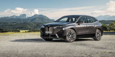 2022-bmw-ix-xdrive-Q
