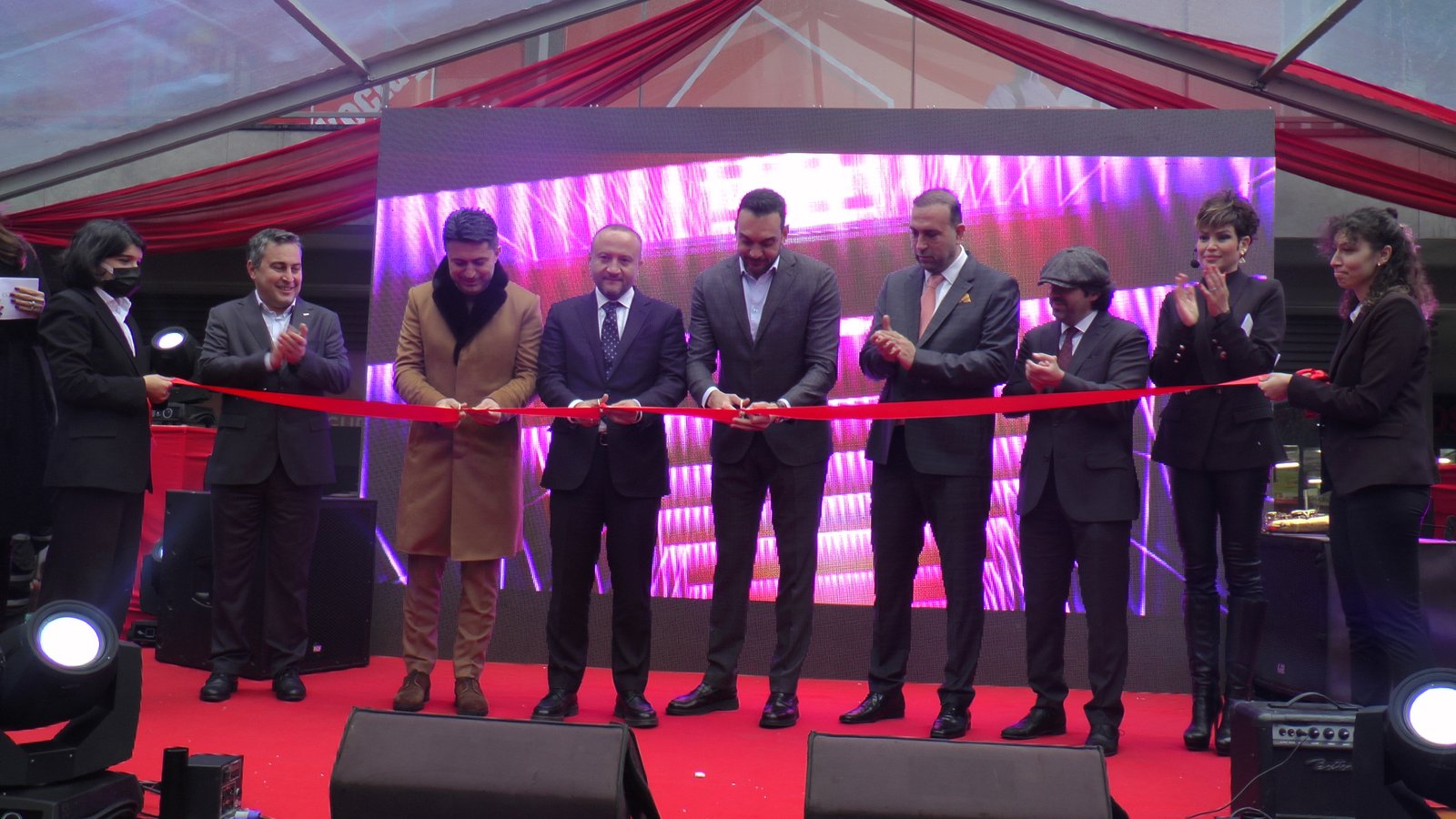 MCA Cadde Maltepe açılış