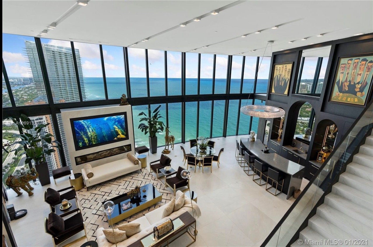 Porsche Design Tower