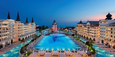 Titanic-Mardan-Palace-