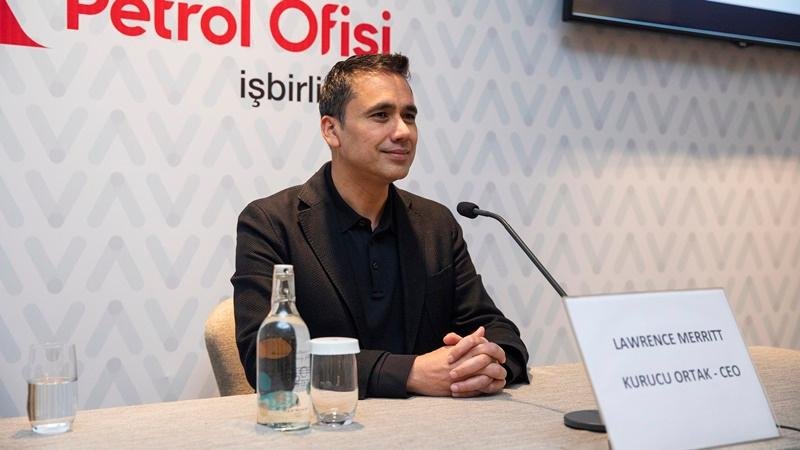 VavaCars CEO’su ve Kurucu Ortağı Lawrence Merritt