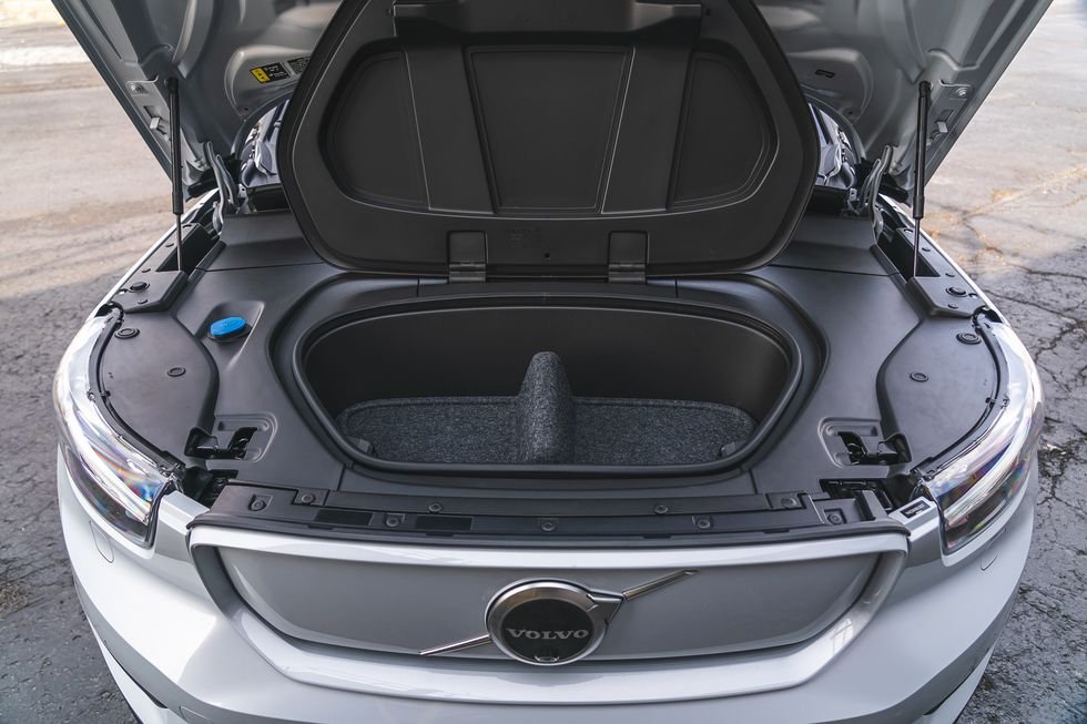 2022 Volvo XC40 Recharge 5