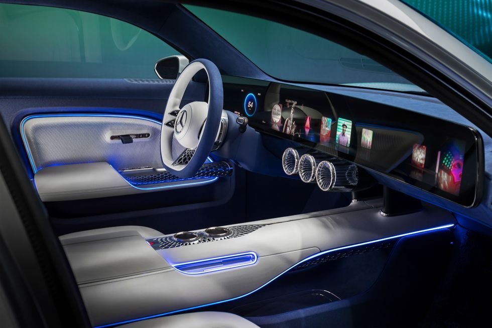 Mercedes-Benz Vision EQXX Concept 14