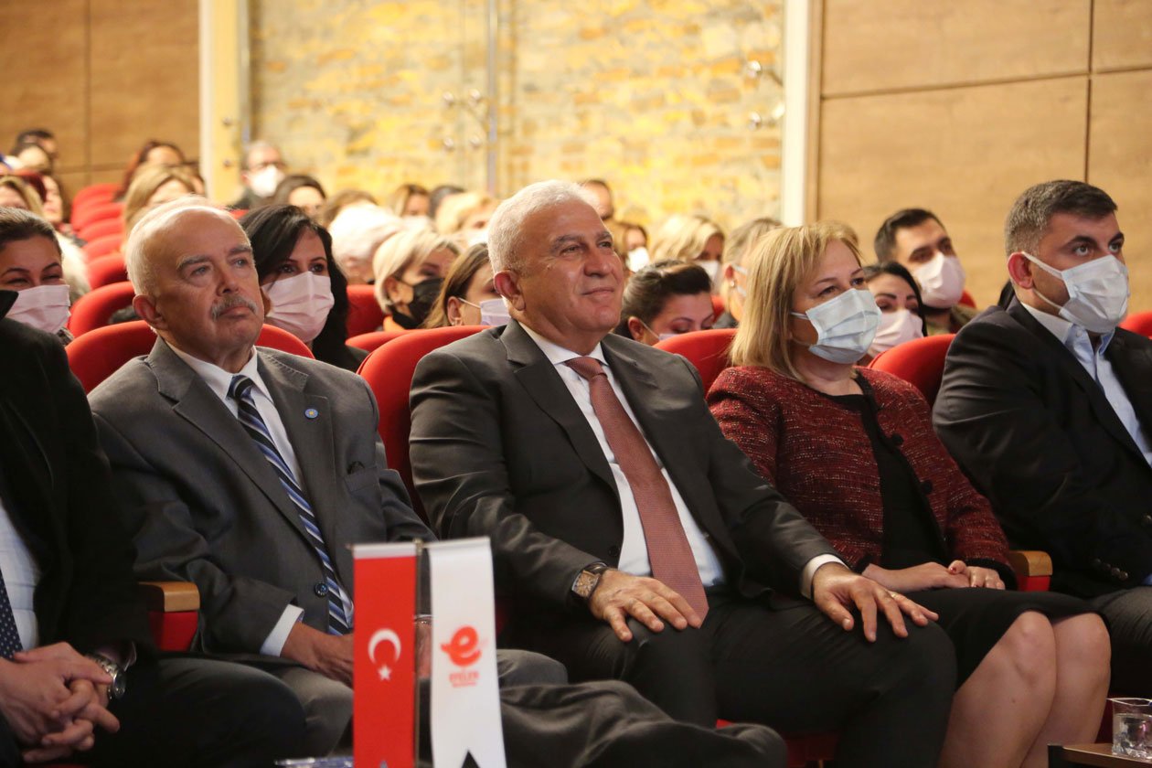 IYI-Parti-Aydin-Il-Baskani-Recep-Taner-Efeler-Belediye-Baskaniı-Mehmet-Fatih-Atay-Esi-Gunes-Atay-