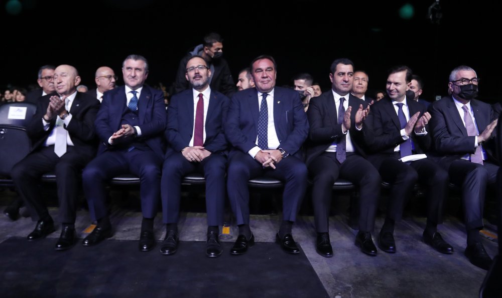 Nihat Özdemir,Muharrem Kasapoğlu, Yıldırım Demirören