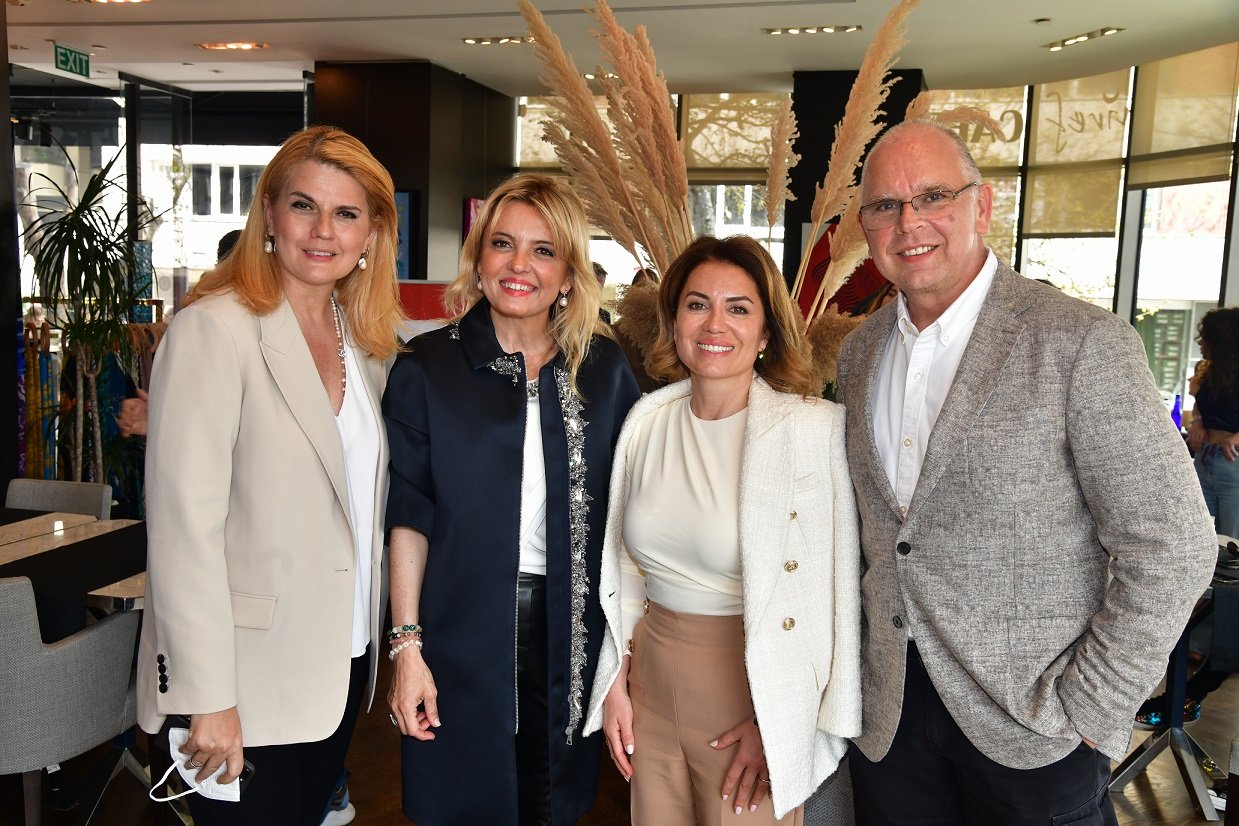 EbruÇerezci_SelinBozkurt_HandanAral_GüvençKılıç