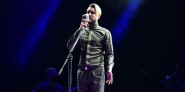 Biletinial yaz konserleri Cem Adrian ile başladı
