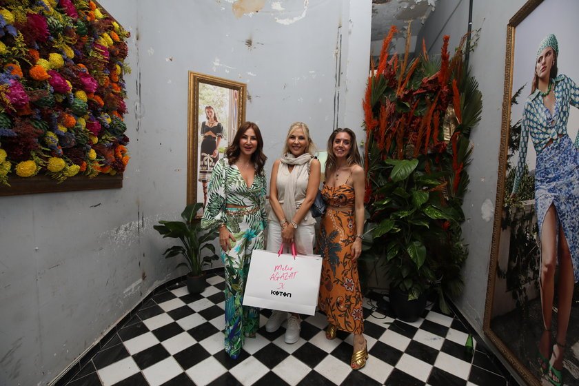 Gülden Yılmaz,Melis Ağazat,Arzu Sabancı