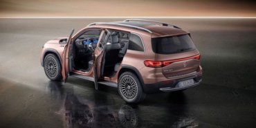Mercedes EQA ve EQB modelleri Türkiye'de satışa sunuldu