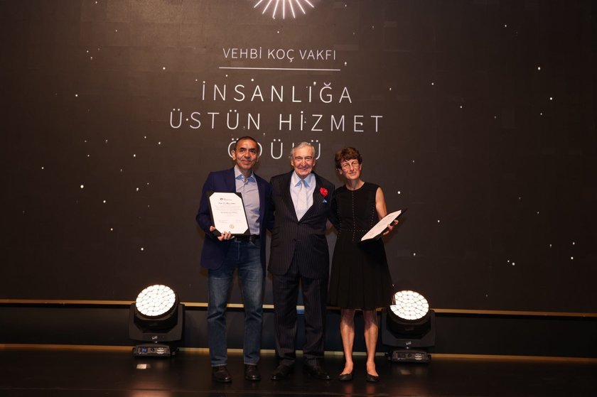 Uğur Şahin,Rahmi Koç,Özlem Türeci