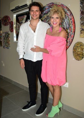 Axel Yarcan, Ebru Uygun