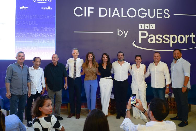 Ali Güreli,Hou Hanru,Murat Tabanlıoğlu,Marc Olivier Wahler,Federica Beretta,Melisa Pezuk,Mehmet Evren