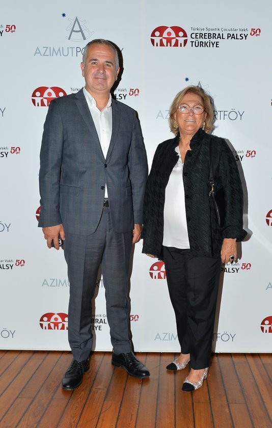 Cenk Alper,Güler Sabancı