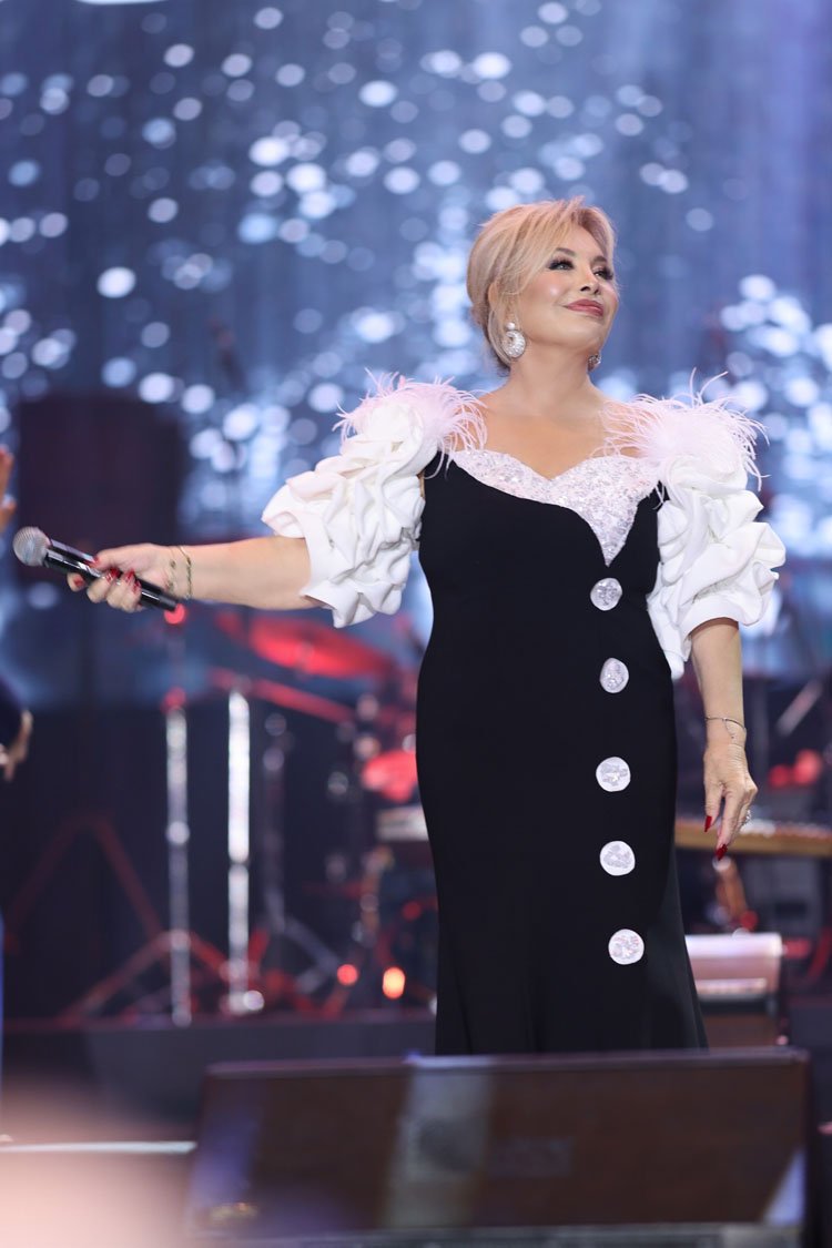 Emel Sayın