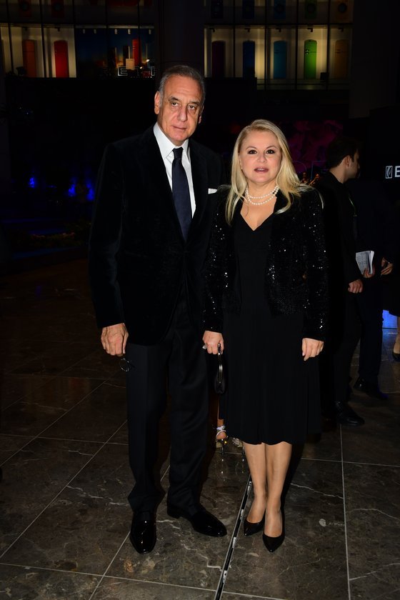 Lütfü Deniz,Ülke Arıboğan