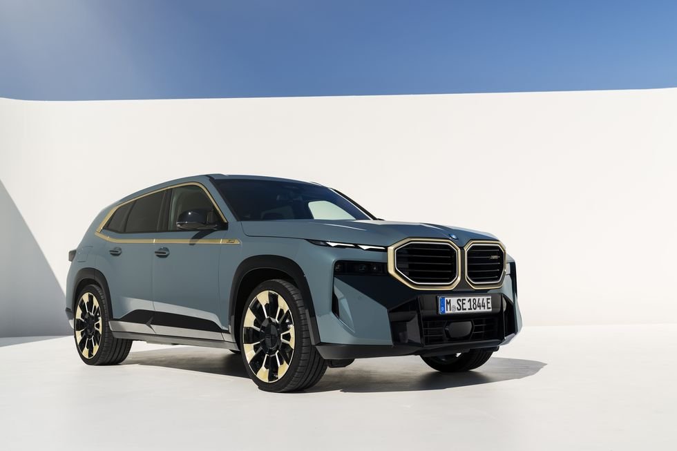 2023-Bmw-XM-3