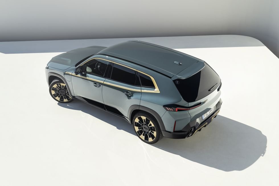 2023-Bmw-XM-7