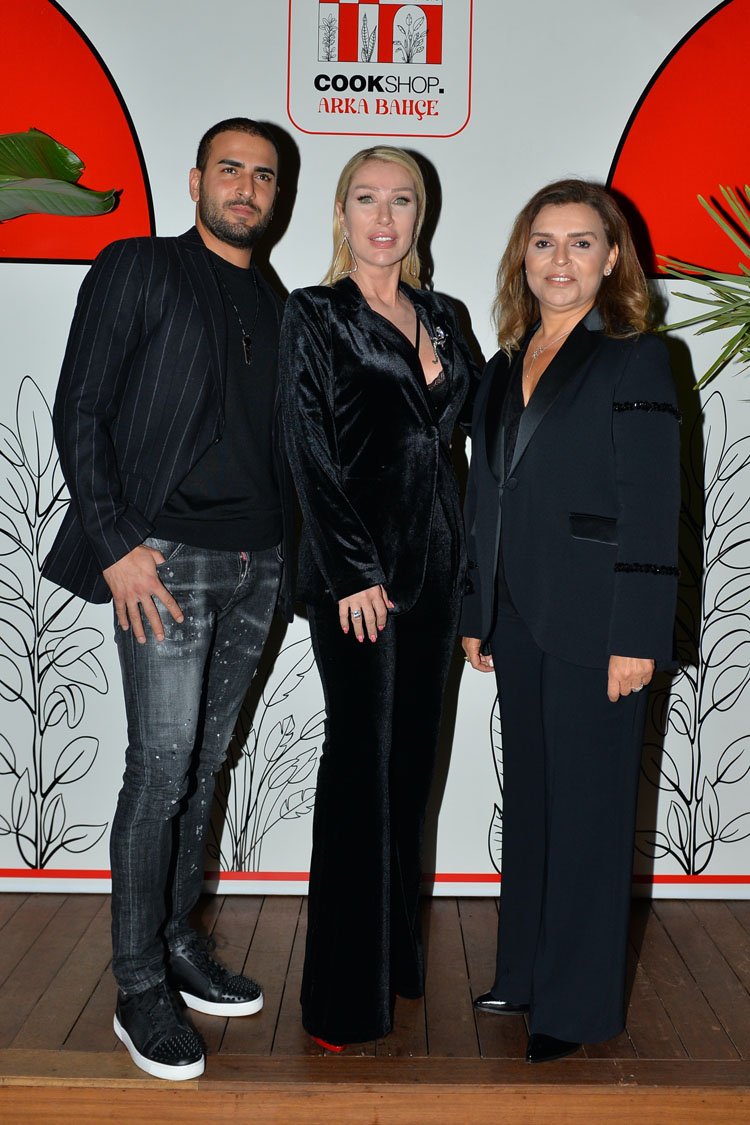 Çağlar Ökten,Seda Sayan,Ayşe Kazancı