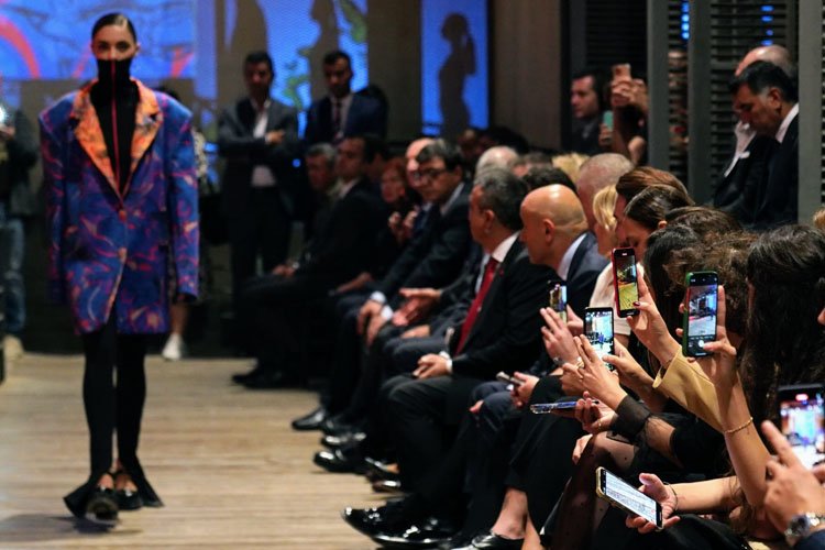 Defile-Genel