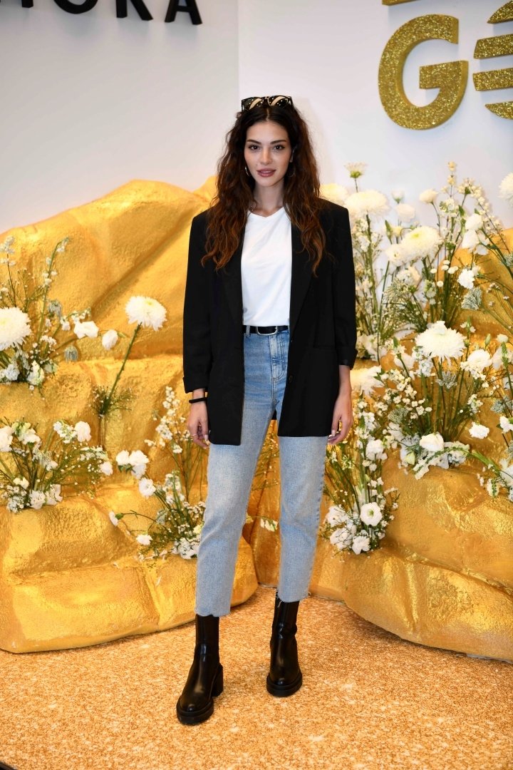 Melisa Aslı Pamuk
