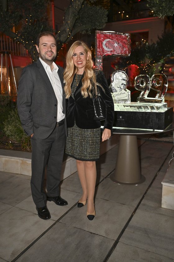Semih Sander,Özge Argüder