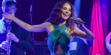Betül Demir'den Boğaz'da muhteşem performans