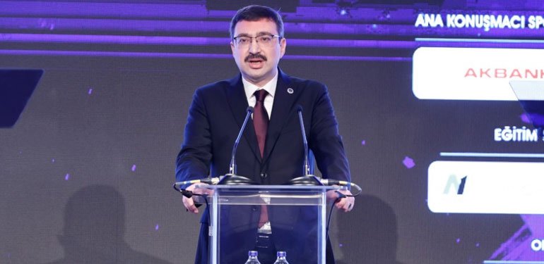 SPK Başkanı Gönül: Yılın son haftasında 42 şirkete onay verildi