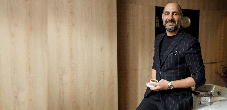 Okan Bayülgen'li reklamla 'VClub' vurgunu
