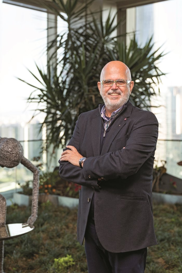 Leon Mizrahi