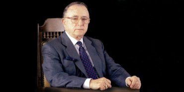 Selçuk Yaşar son yolculuğuna uğurlandı