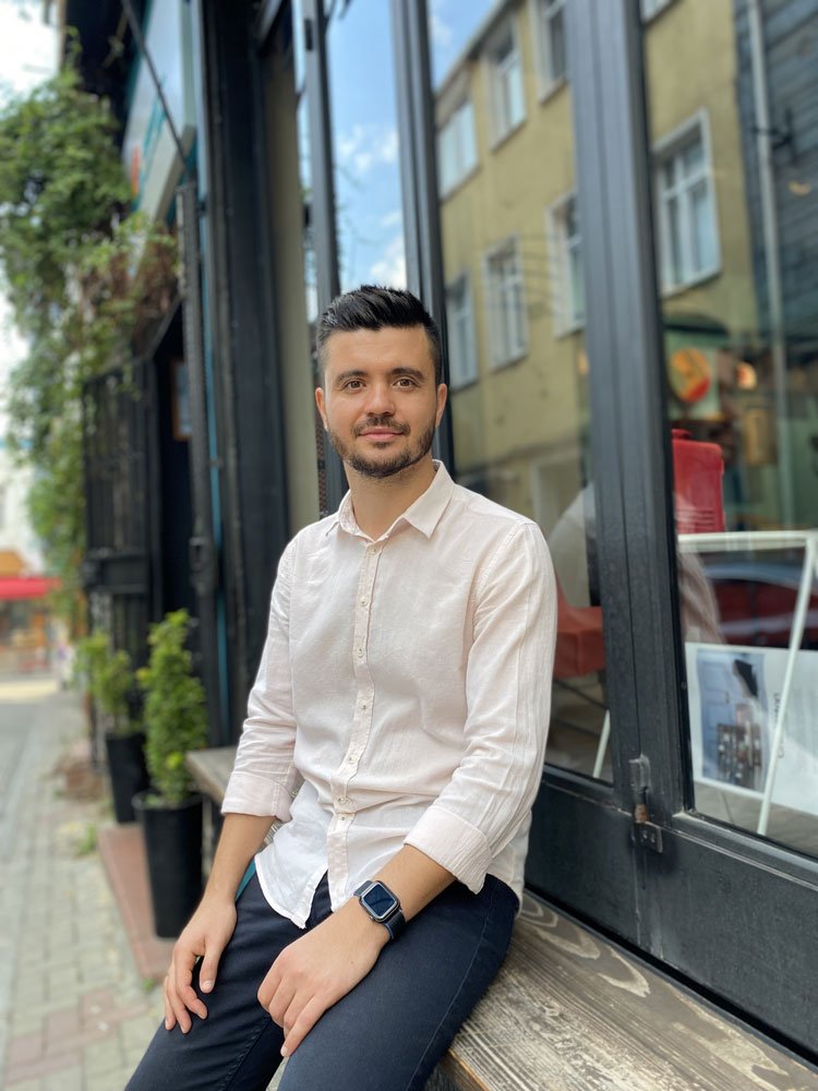 Gokhan Doğru - Olmadik Ofis Yonetici Ortagi