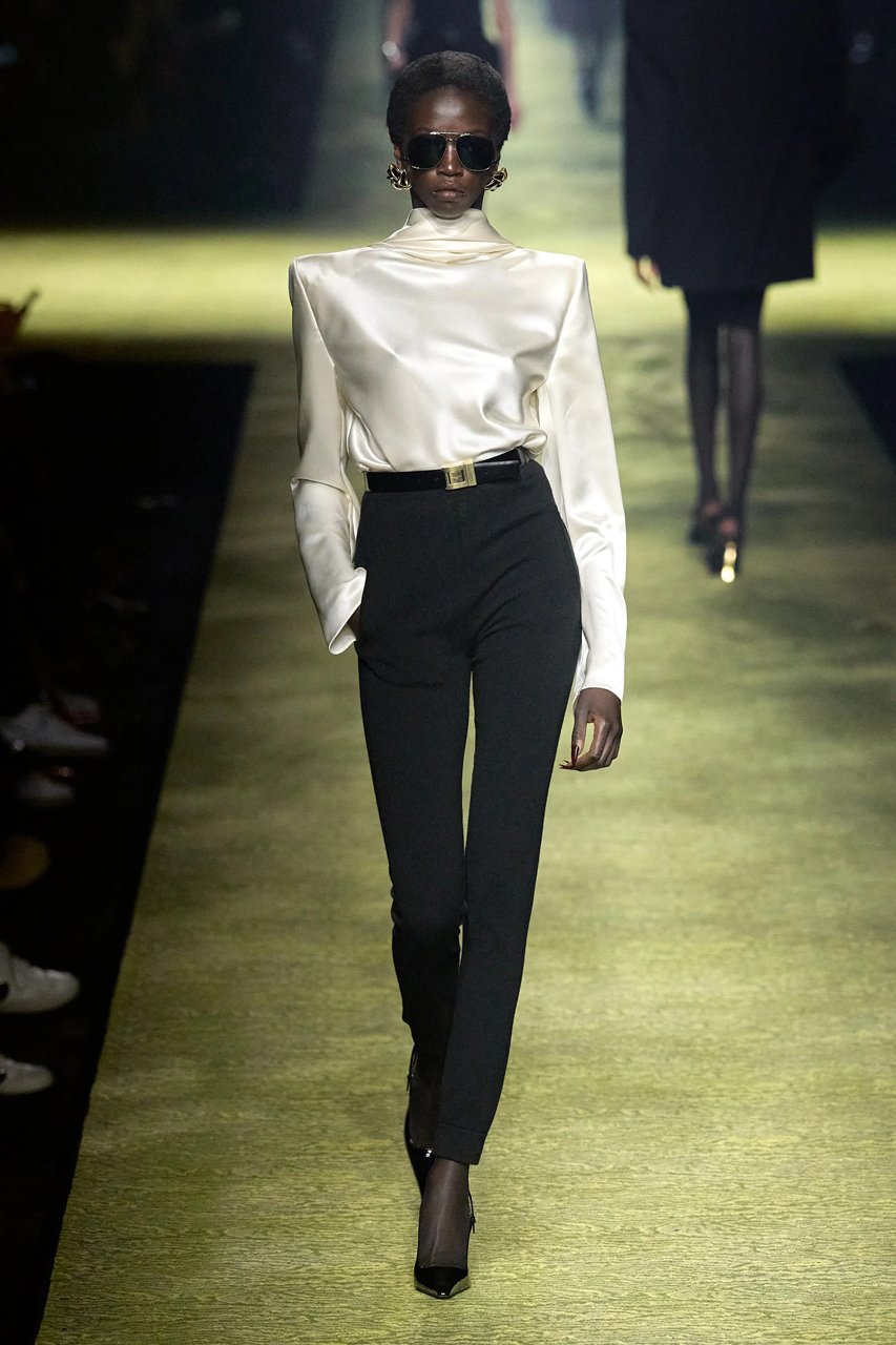 Saint Laurent Kış 2023 3