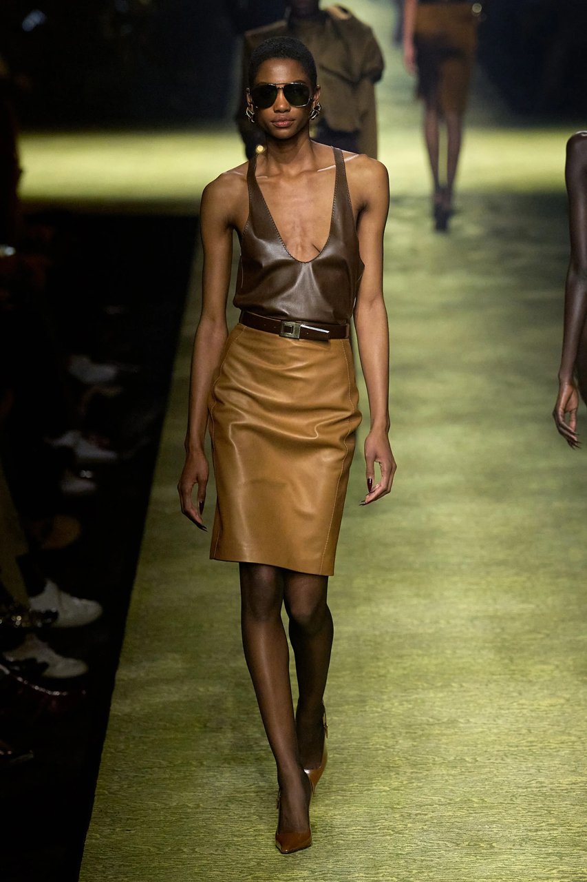 Saint Laurent Kış 2023 7