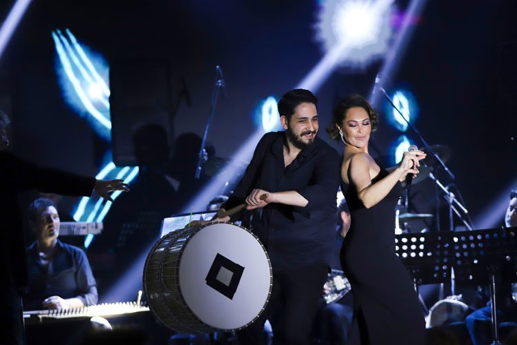 Hülya Avşar