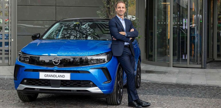 Opel CEO’su Florian Huettl