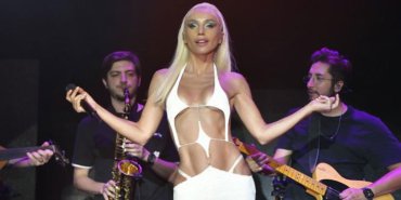 Şarkıcı Gülşen’e 10 ay hapis cezası