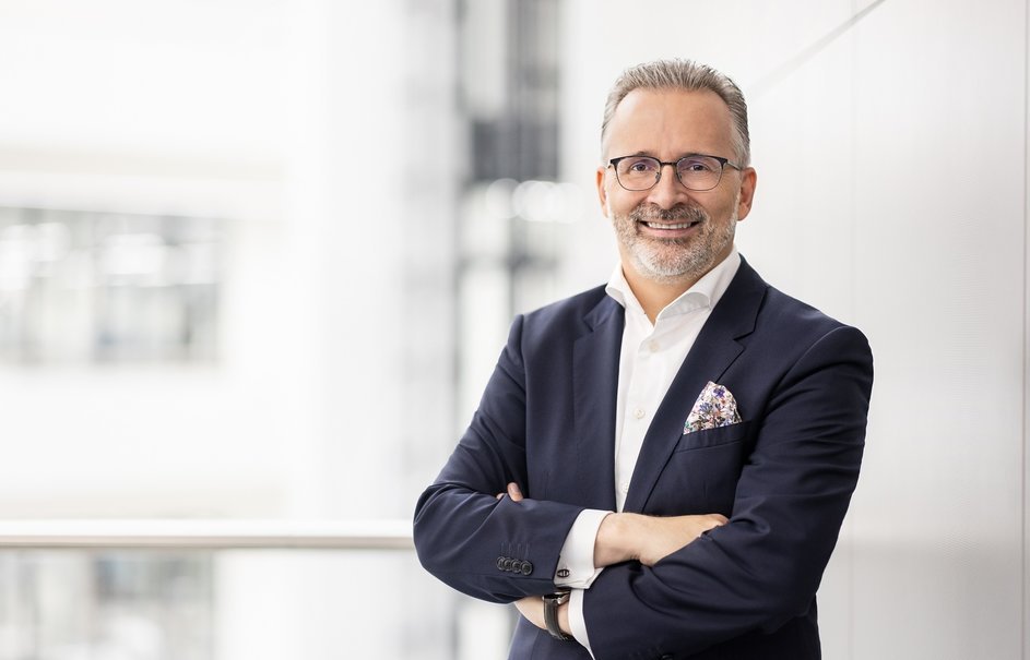 Henkel CEO'su Carsten Knobel