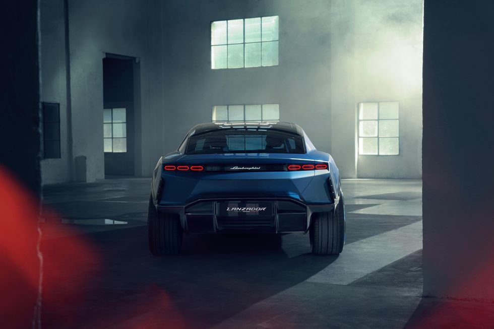 Lamborghini Lanzador Concept
