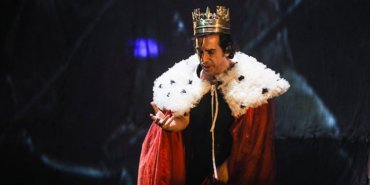 Shakespeare uyarlaması “Richard” üç ayrı oyunla seyirci karşısında