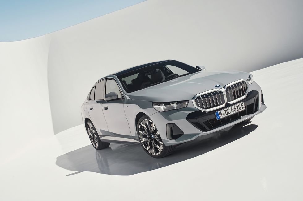 2024-BMW-i5