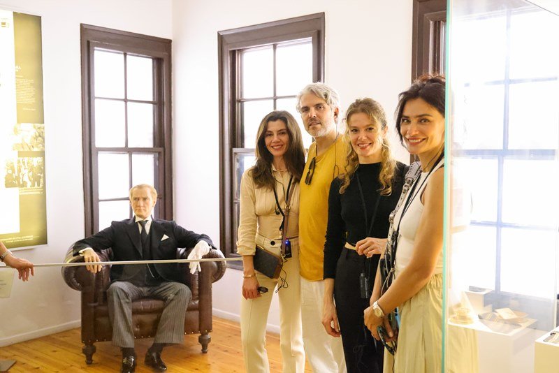 Gokce Bahadir-Emir Ersoy, Burcu Biricik, Saadet Isil Aksoy
