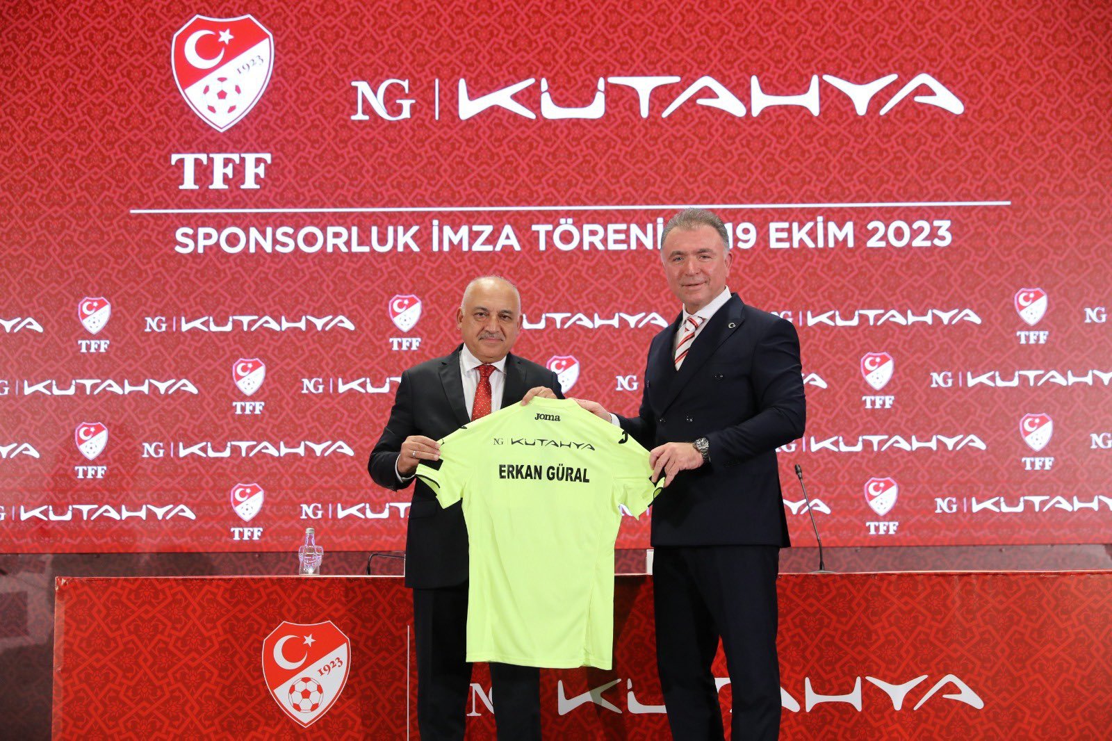 Mehmet Büyükekşi,Erkan Güral
