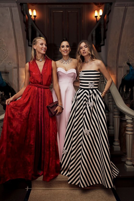 Victoria Von Faber Castell,Begüm Kıroğlu,Zita D'Hauteville