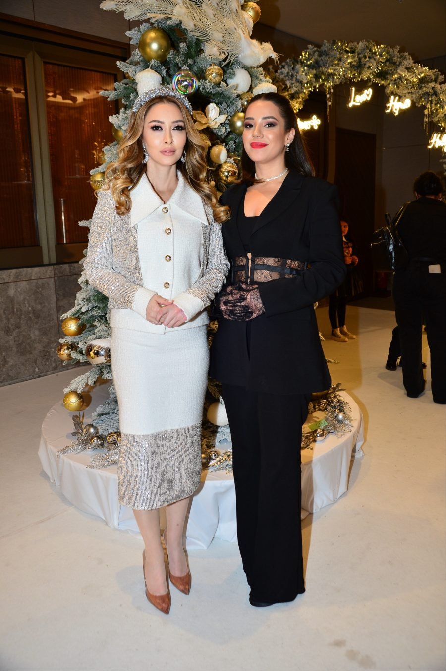 Aslı Özdemir, Tuğba Tosyalı