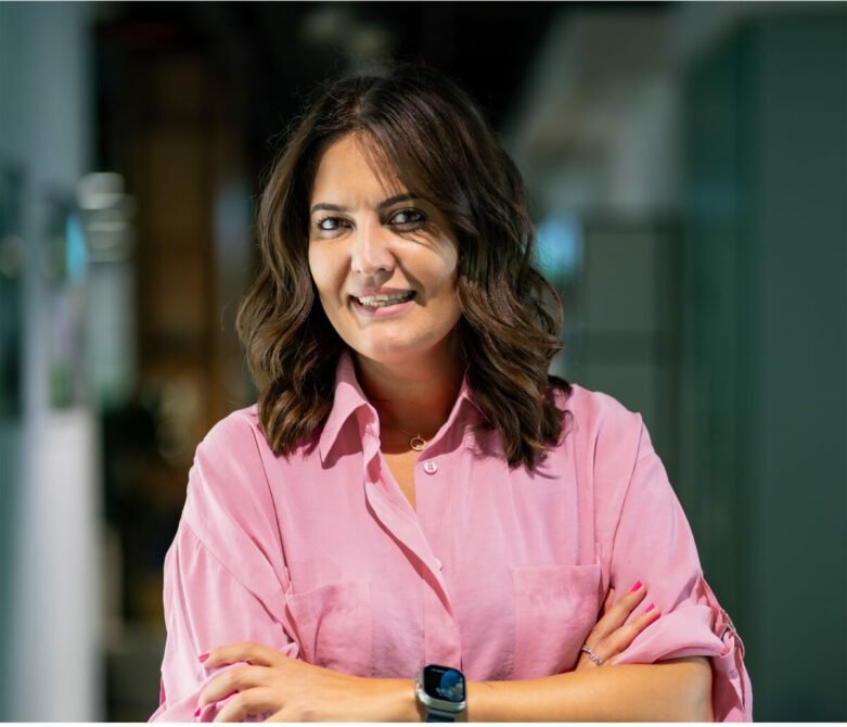Neslihan Ogan Gümrükçü-Schneider Electric